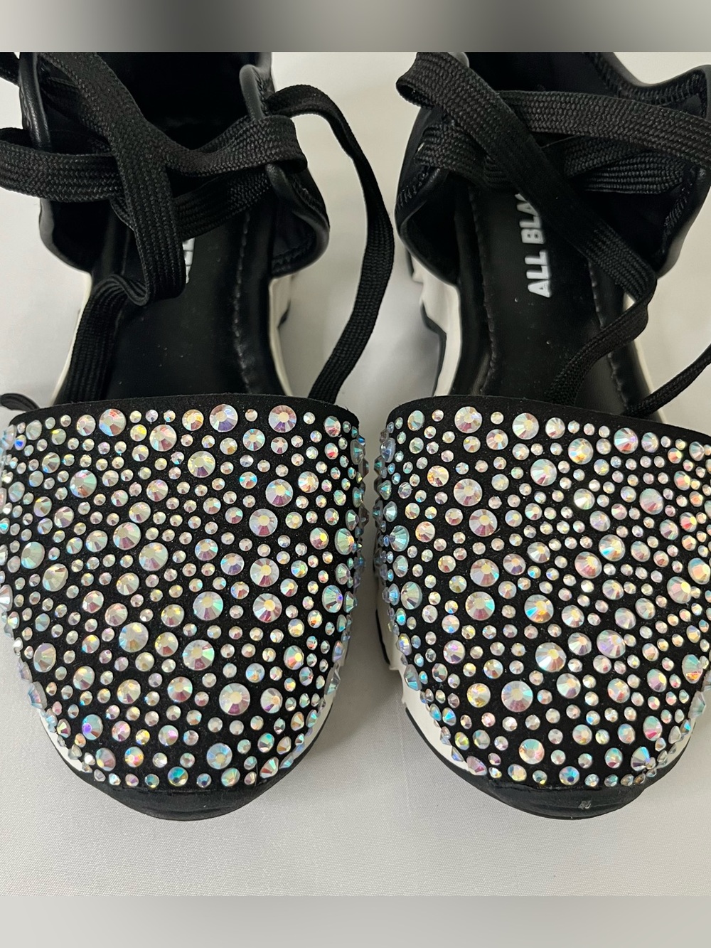 All Black Brand amazing gems Rhinestone Embellished Women's Sneaker 36 EU 6 US - Picture 8 of 10